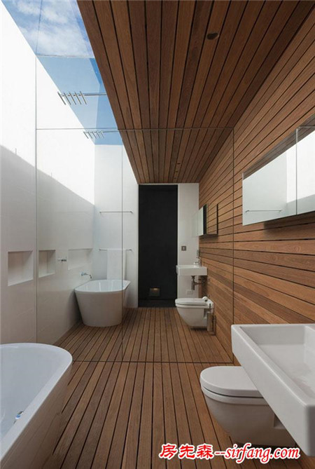 极简主义的卫浴空间，简直就是我们心中梦幻的浴室