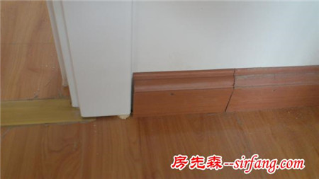 安裝木地板被發(fā)現偷工減料，業(yè)主打死不付錢！