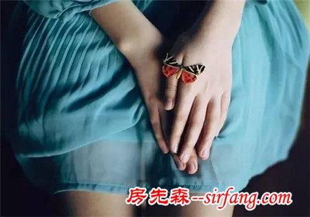 素雅飄逸的天藍色 讓美式也可以很空靈