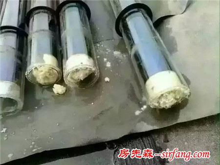 您知道您家的太阳能用了3年之后真空管里是怎么样的吗