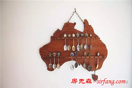 海邊小屋，湛藍(lán)淺藍(lán)，遙看著一個(gè)又一個(gè)故事