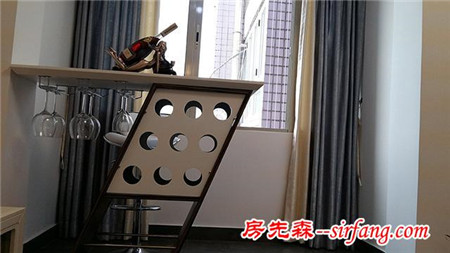 深圳92平小三房，装修才花了4万，最喜欢那个7字型的吧台！