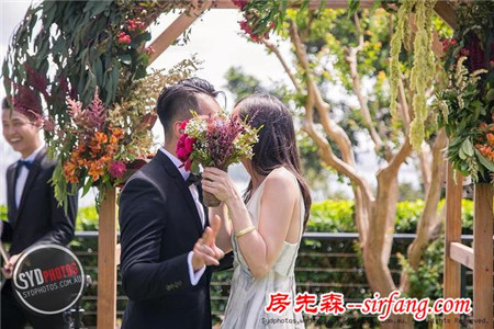 婚礼“背景墙”布置方案 为爱守护！