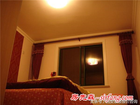 一室一厅60平+35平阁楼，红白灰色调温馨小家