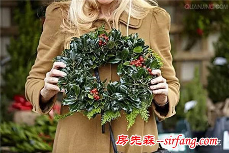 你们做的圣诞花环一定比我的好看