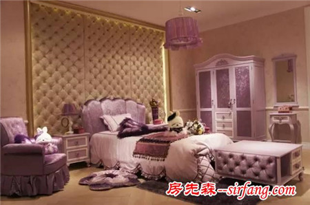 床头还挂结婚照？这些床头背景墙惊艳你家卧室！