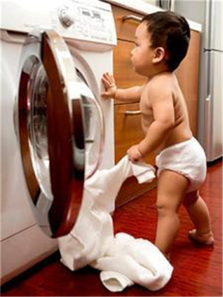 冬天到洗衣机派上大用场，洗衣机的安全使用事项需牢记