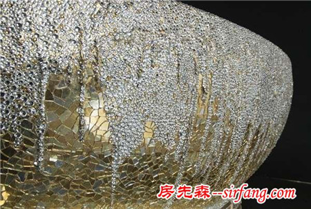 土豪专用百万金澡盆 镶几万颗宝石你敢洗吗