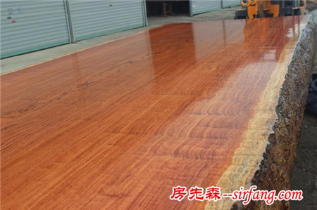 中国纹路最美的一块实木大板整体桌出世了，帅气