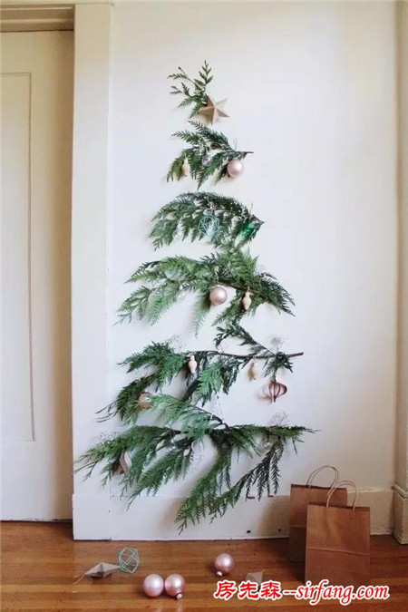 还在客厅房那棵圣诞树吗？太LOW了！