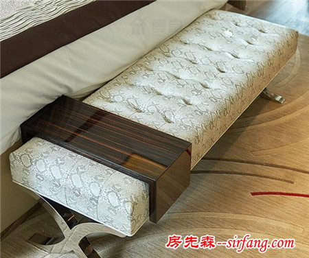 家居设计之床尾凳，卧室实用收纳多面手，你肯定没有！