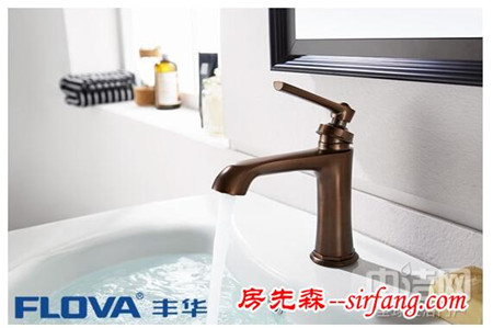 法国美女倒追小伙 一见钟情的秘密竟源自丰华新品？！