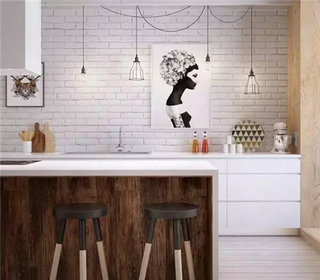 14個白色和木紋廚櫃的廚房設計