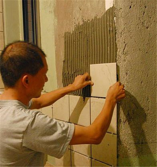 20年经验瓦工分享贴瓷砖要点 看看你家瓦工手艺行不行啊？