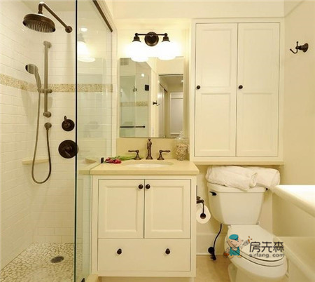 怎样的瓷砖色彩搭配让卫浴间显得更具活力?