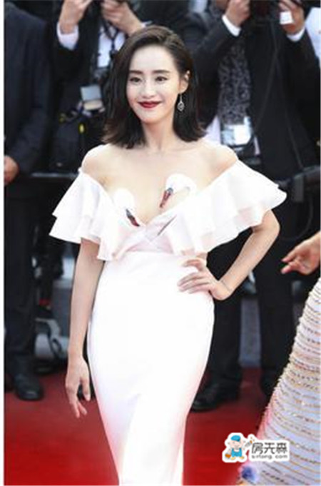 69届戛纳电影节：红毯上的美衣美裙，蕴含哪些流行元素？