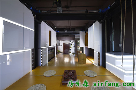 暖暖的新家 | 90后跨国夫妇 任性将家变车库