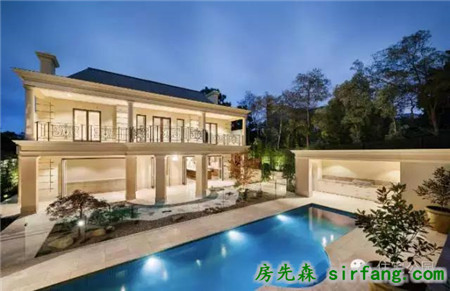 有前庭有后院还带泳池，农村土豪住的房子真是拉风又奢华！