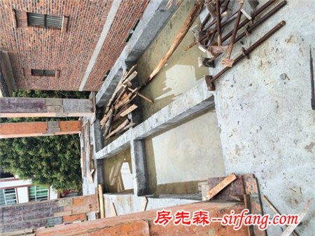 福建80后小伙自建别墅婚房 防水做得超霸气