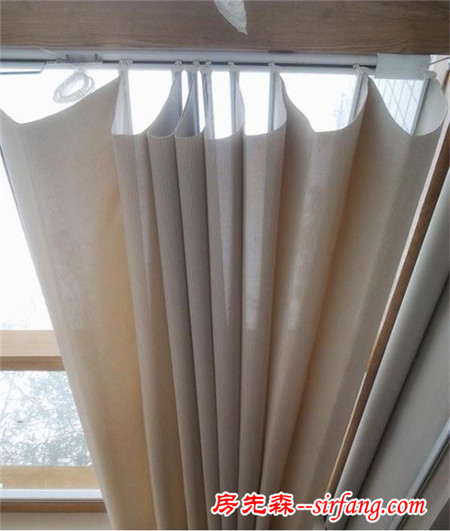 这才是阳台上电动遮阳帘的正确安装方法，现在知道还不晚！