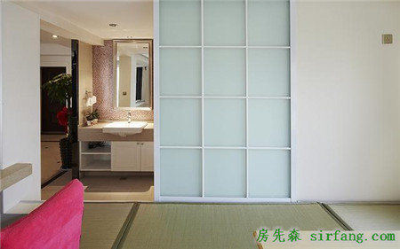 雙方父母湊錢給年輕夫妻裝修婚房 是我見(jiàn)過(guò)最美的簡(jiǎn)歐婚房