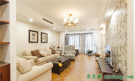 賣了原本的小屋置辦了現(xiàn)在這套三居，發(fā)揮女漢子的本性
