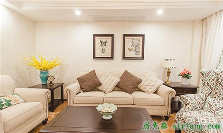 賣了原本的小屋置辦了現(xiàn)在這套三居，發(fā)揮女漢子的本性