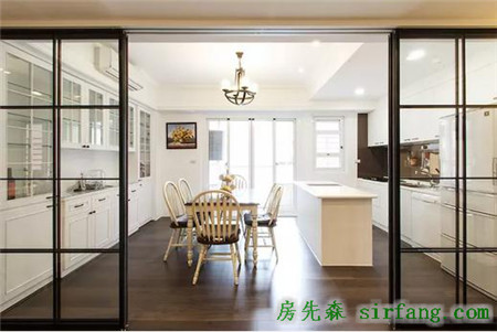 姑姑要結(jié)婚了帶我去參觀她的婚房 一進門真讓我垂涎欲滴呀