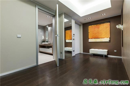 買(mǎi)了套拎包入住的精裝房，發(fā)出來(lái)讓各位看官品鑒指導(dǎo)！