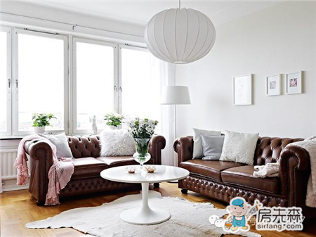 沙发怎么摆才能让客厅空间更加高大上？