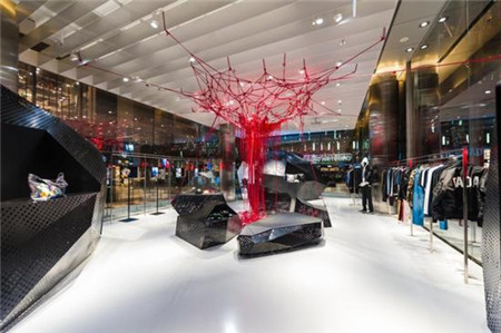 新加坡未来派创意服装商店
