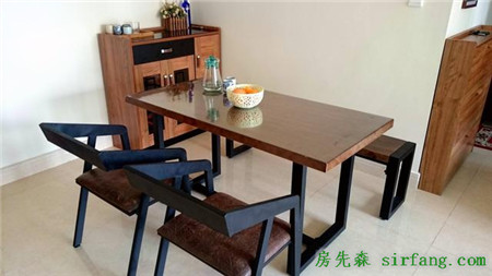 期待了那么久終于裝修好了自己的小窩 一進(jìn)門滿滿的成就感