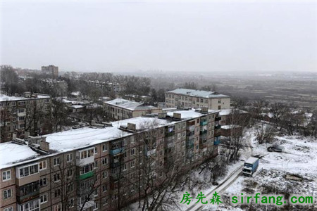 戰(zhàn)斗民族的家，俄羅斯妹子大戰(zhàn)45平米小戶型！