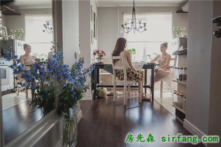 戰(zhàn)斗民族的家，俄羅斯妹子大戰(zhàn)45平米小戶型！