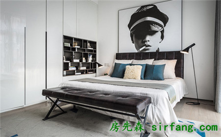 18萬改造出藝術(shù)范兒 兩百平復(fù)式空間