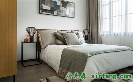 18萬改造出藝術(shù)范兒 兩百平復(fù)式空間