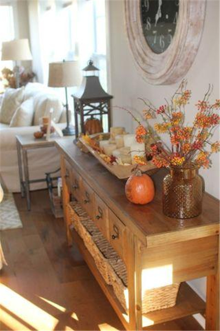 29个温馨秋意客厅装饰，秋天的家居装饰灵感