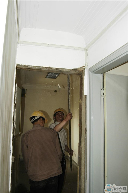 老房装修一定不能忽视基础工程，包括墙体…