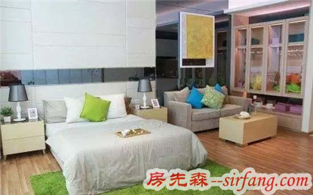 50㎡韩式装修风格，卧室装在客厅里还挺好看的！