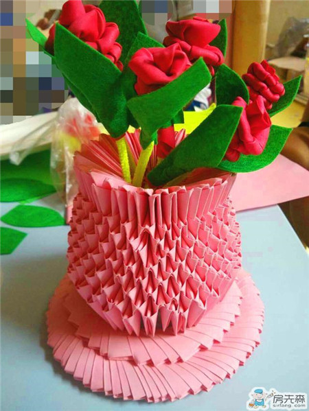 教您折纸花瓶 感兴趣就戳进来学一学吧